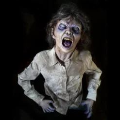 Distortions "Gravebuster - Bonnie The Zombie" Static Graveyard Prop