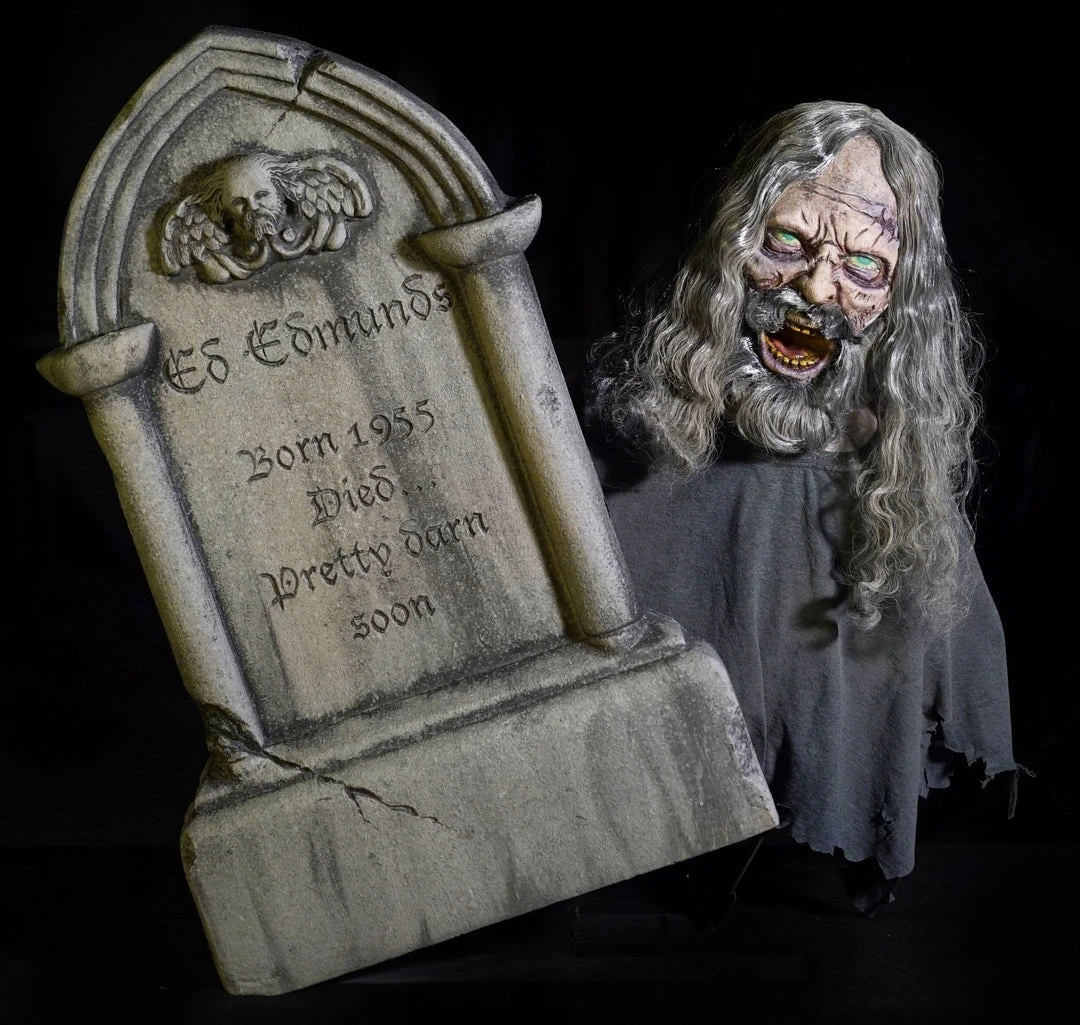 Distortions "Gravestone Geezer" Static Halloween Prop