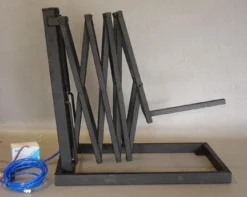 DC Props Animatronics "Scissor Extender" Halloween Animatronic Mechanism