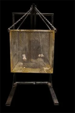 Distortions "Wild Thing" Halloween Animatronic Animatronics